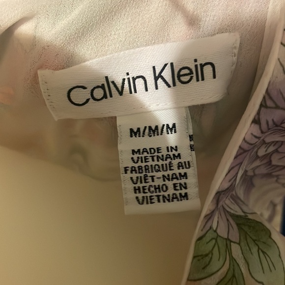 𝅺CALVIN‎ Klein Floral Blouse Medium - Picture 5 of 10